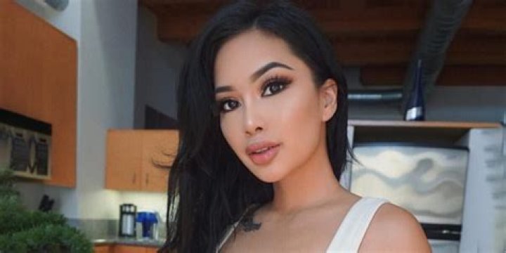 Ashley Vee