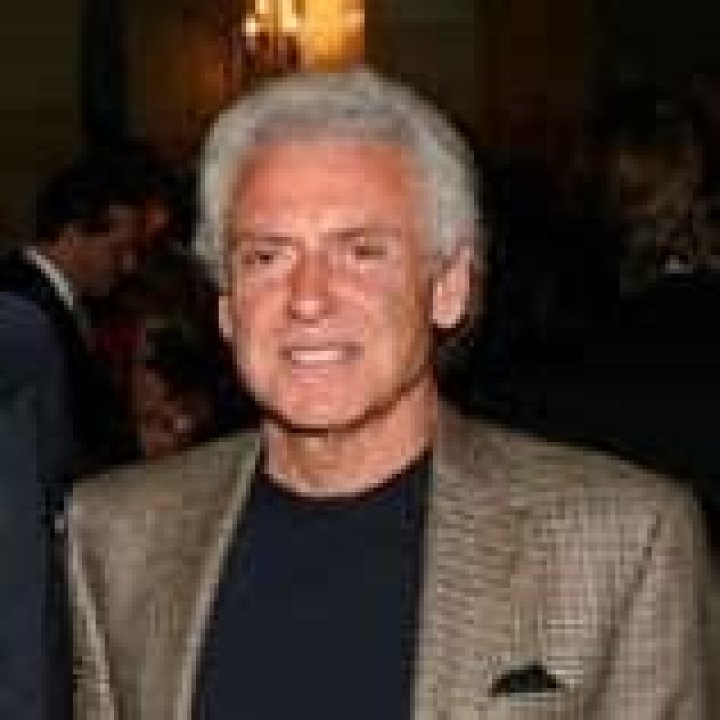 Dino Fekaris