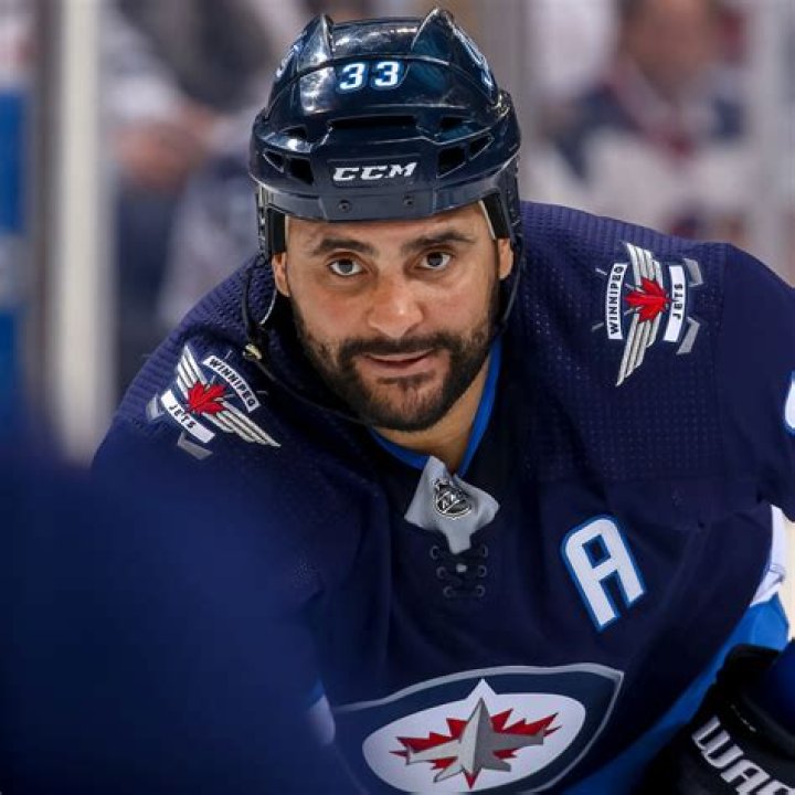 Dustin Byfuglien