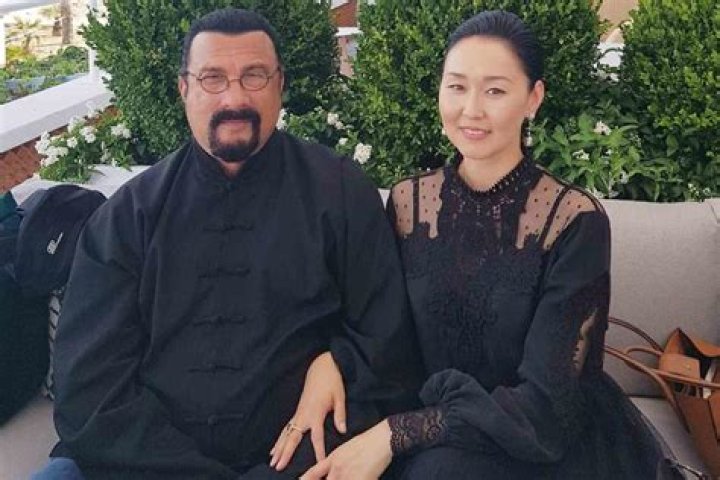 Erdenetuya Seagal | Husband Steven Seagal | Married Life