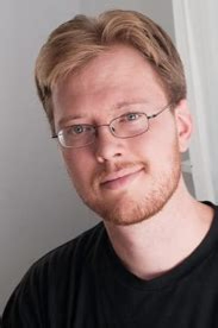 Erik Scott de Bie