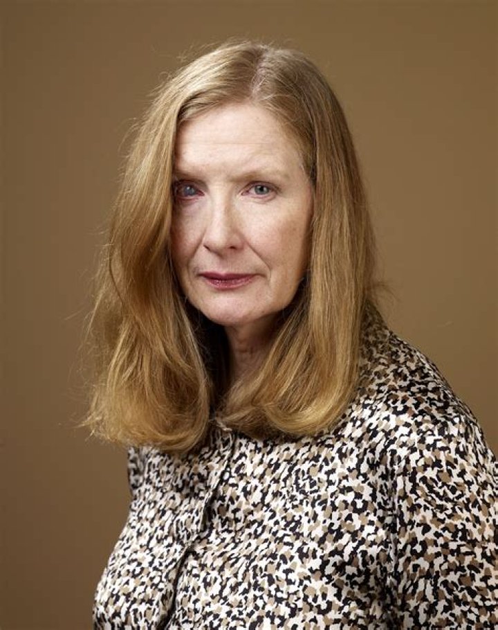 Frances Conroy- Wiki, Height, Weight, Net Worth, Relationship
