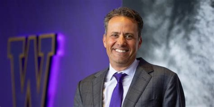 Jedd Fisch