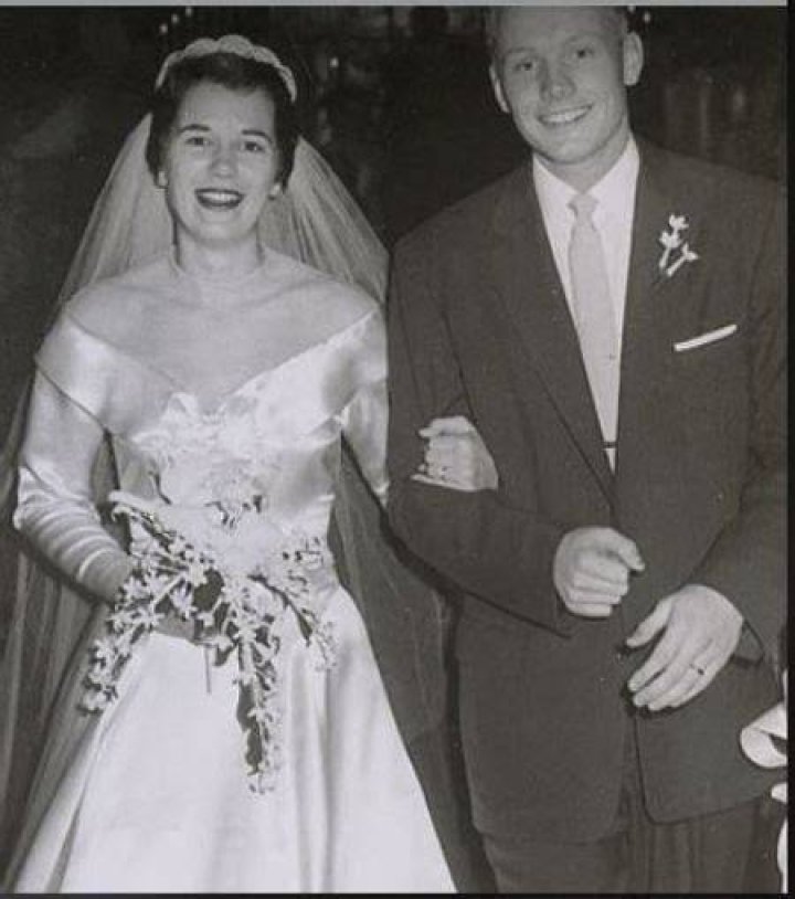Meet Neil Armstrong’s Wife Janet Shearon: Her Life Before & After Death