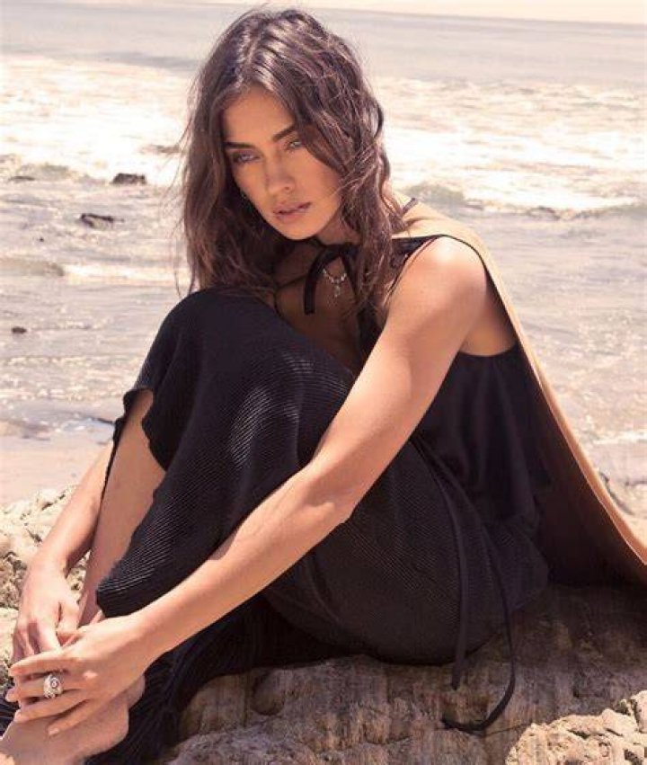 Yasmine Kateb